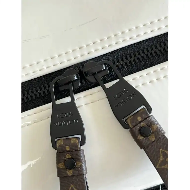 Fashionrepsfam ru 2208YA0012 LV Bag 0708